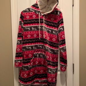 Women’s Muk Luks sleepwear tunic size s